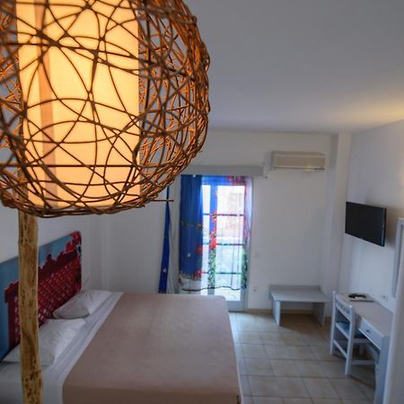 Atlas Boutique Hotel Kamari  Ngoại thất bức ảnh