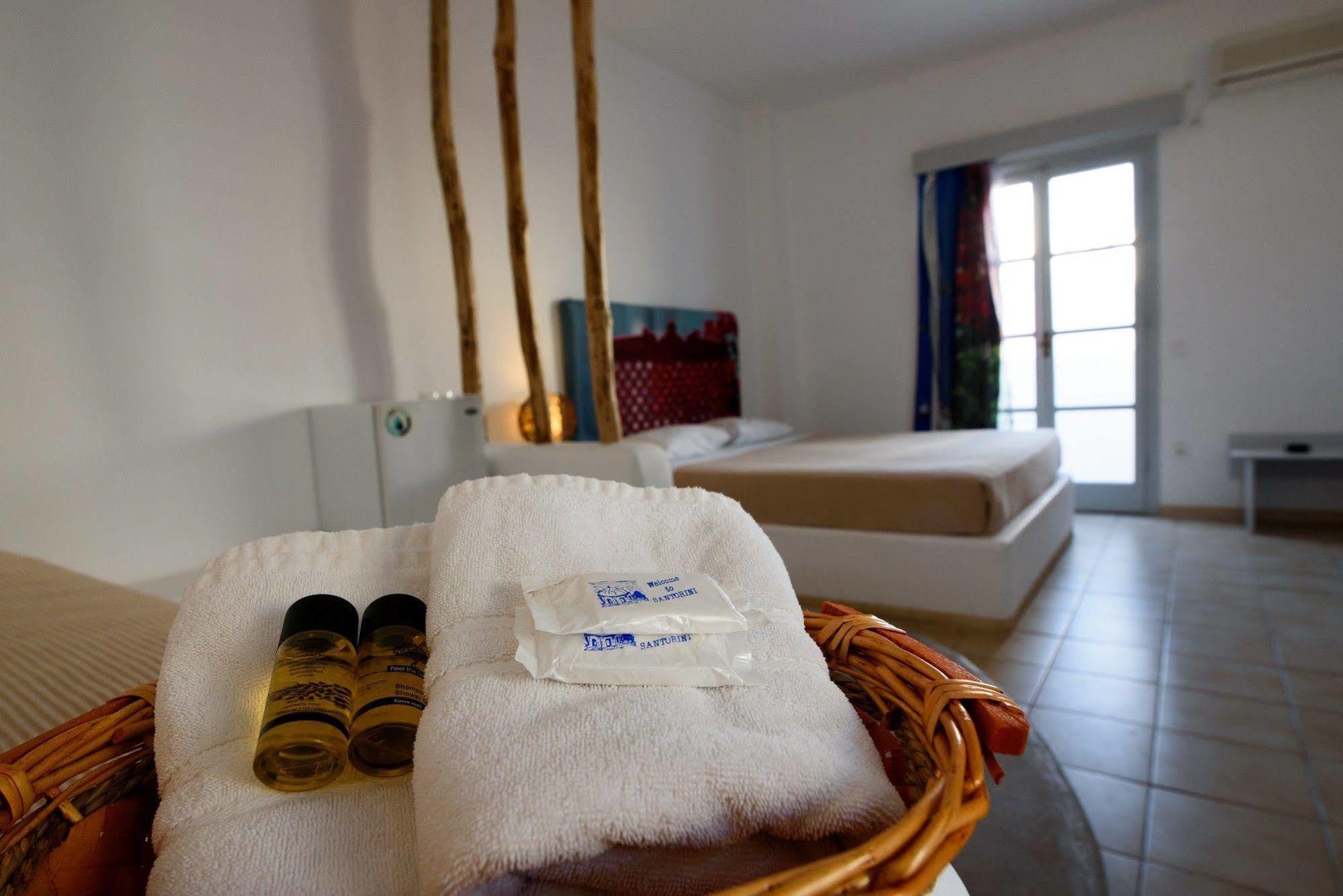 Atlas Boutique Hotel Kamari  Ngoại thất bức ảnh